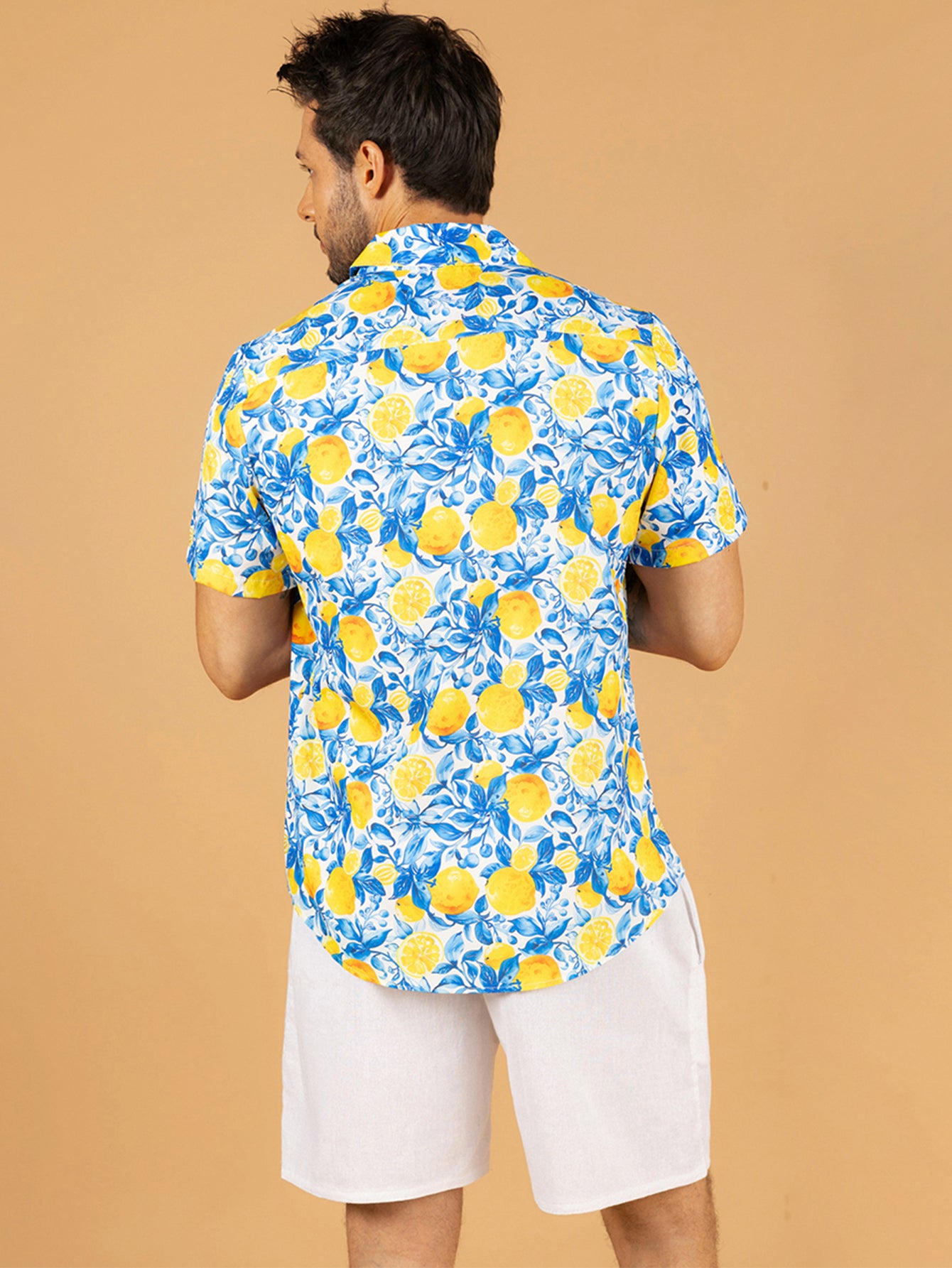 Camiseta estampa limoeiro