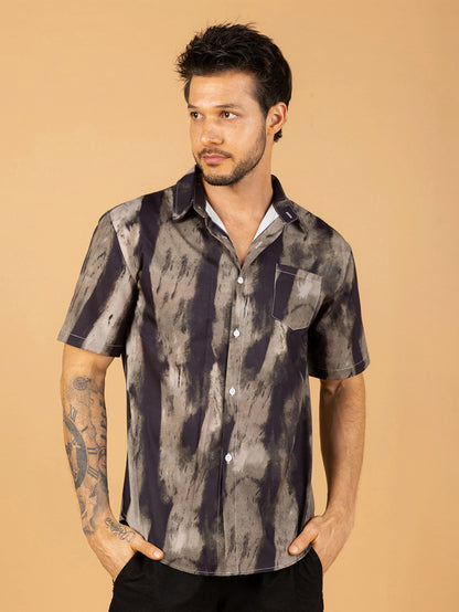 Camisa masculina listrada marrom escura