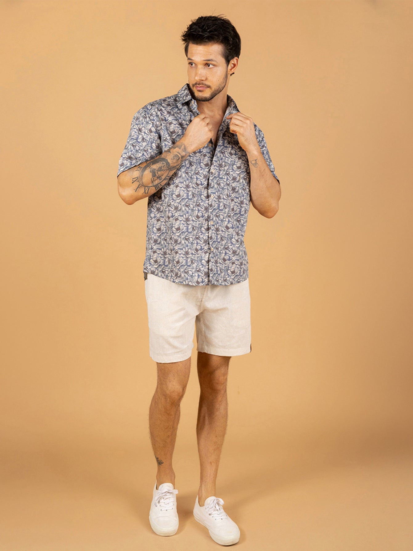 Camisa masculina xadrez azul floral