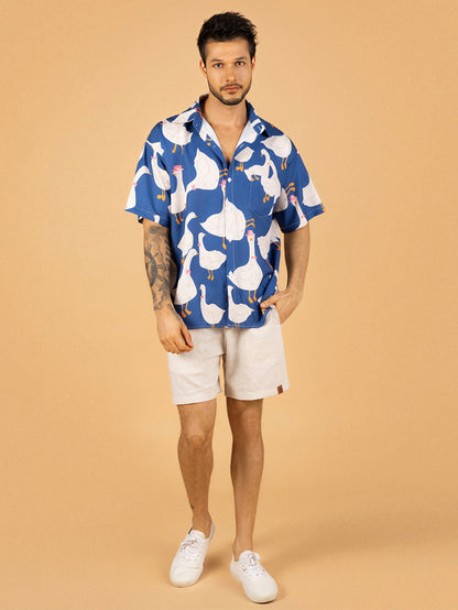 Camisa azul patos brancos fofa