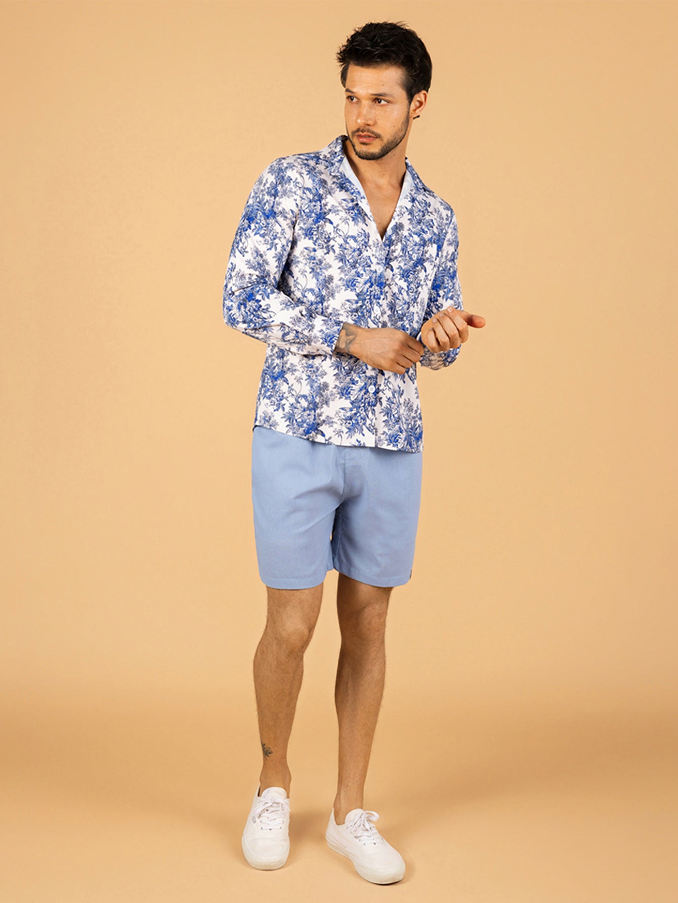 Camisa masculina porcelana azul casual