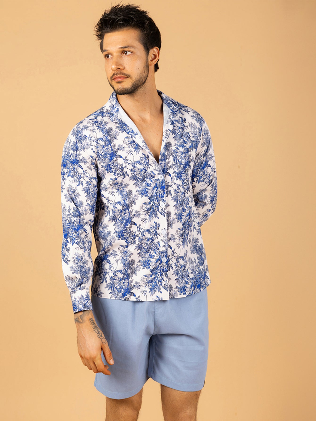Camisa masculina porcelana azul casual