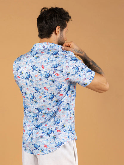 Camisa masculina azul animais marinhos