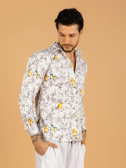 Camisa masculina branca flores eaves