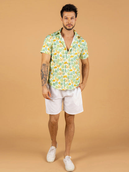 Camisa masculina verde plantas tropicais